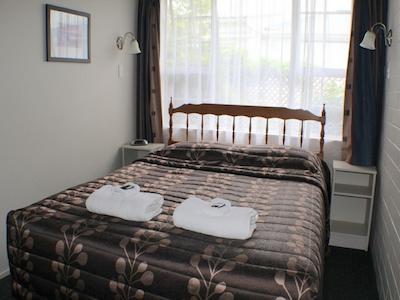 کلنیال اُن ت متل