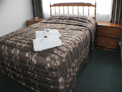 کلنیال اُن ت متل