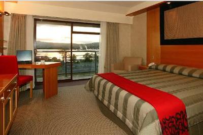 میلنیوم هتل رتروا