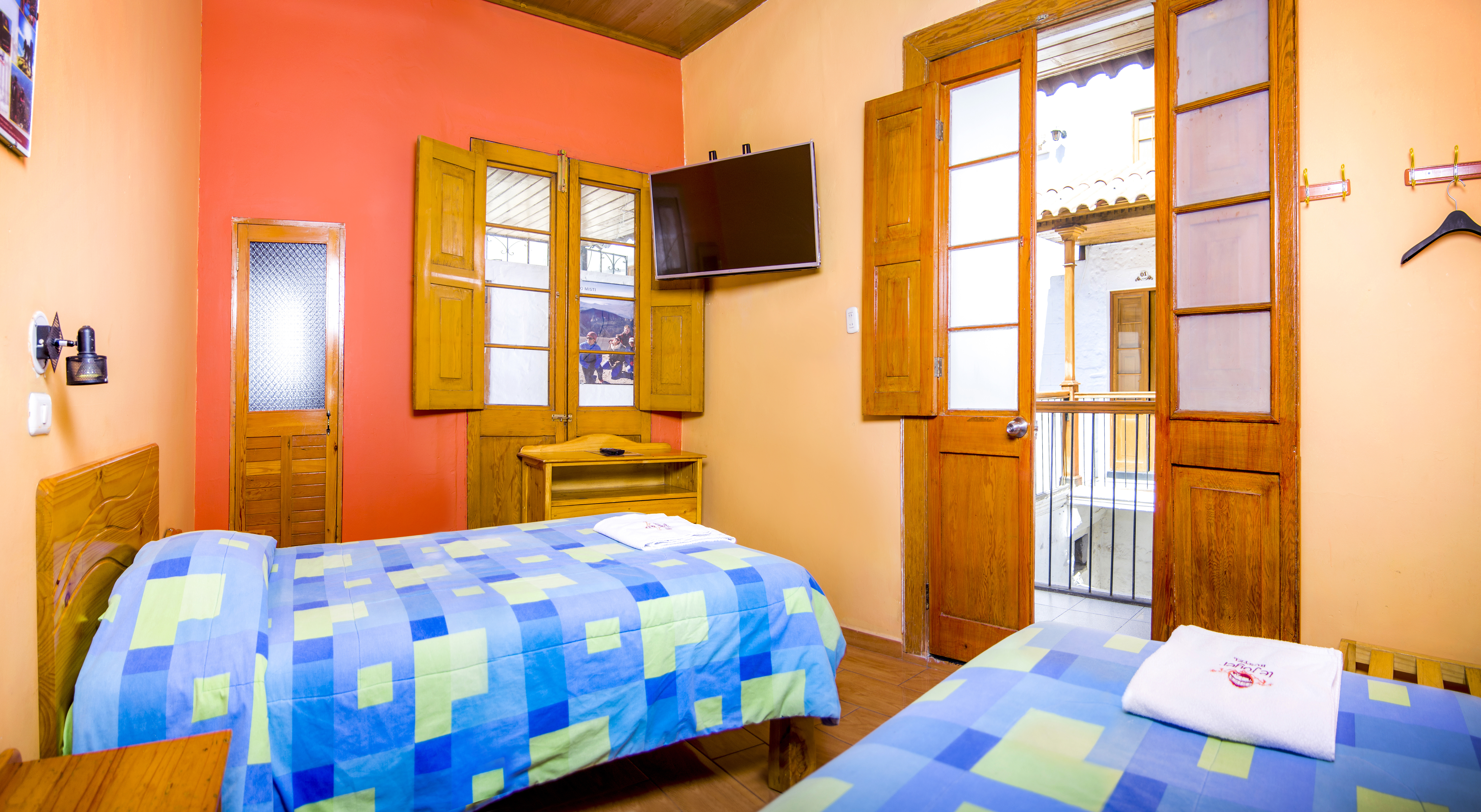 هستال ل فیر