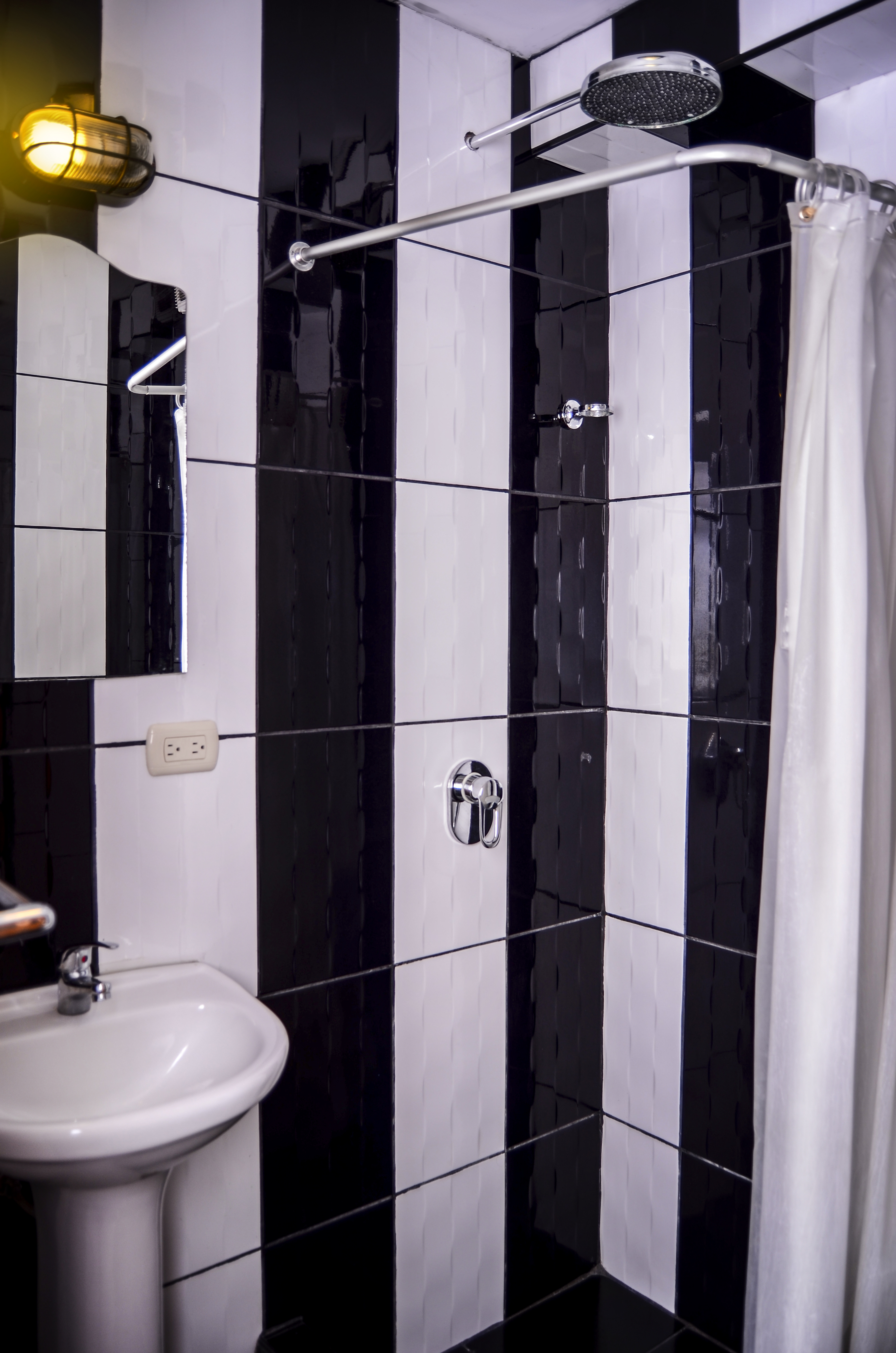 هستال ل فیر