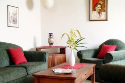 وودلاندز متلز اند اپارتمنتز