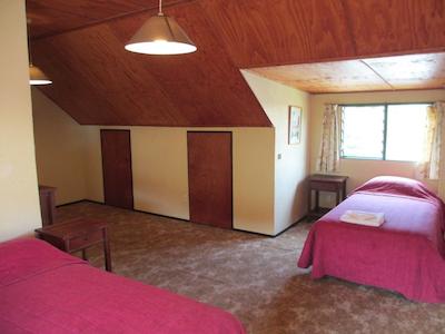 وودلاندز متلز اند اپارتمنتز