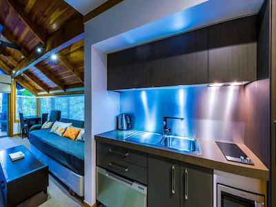 گراند مرکور پوکا پارک ریزرت