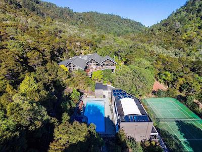 گراند مرکور پوکا پارک ریزرت