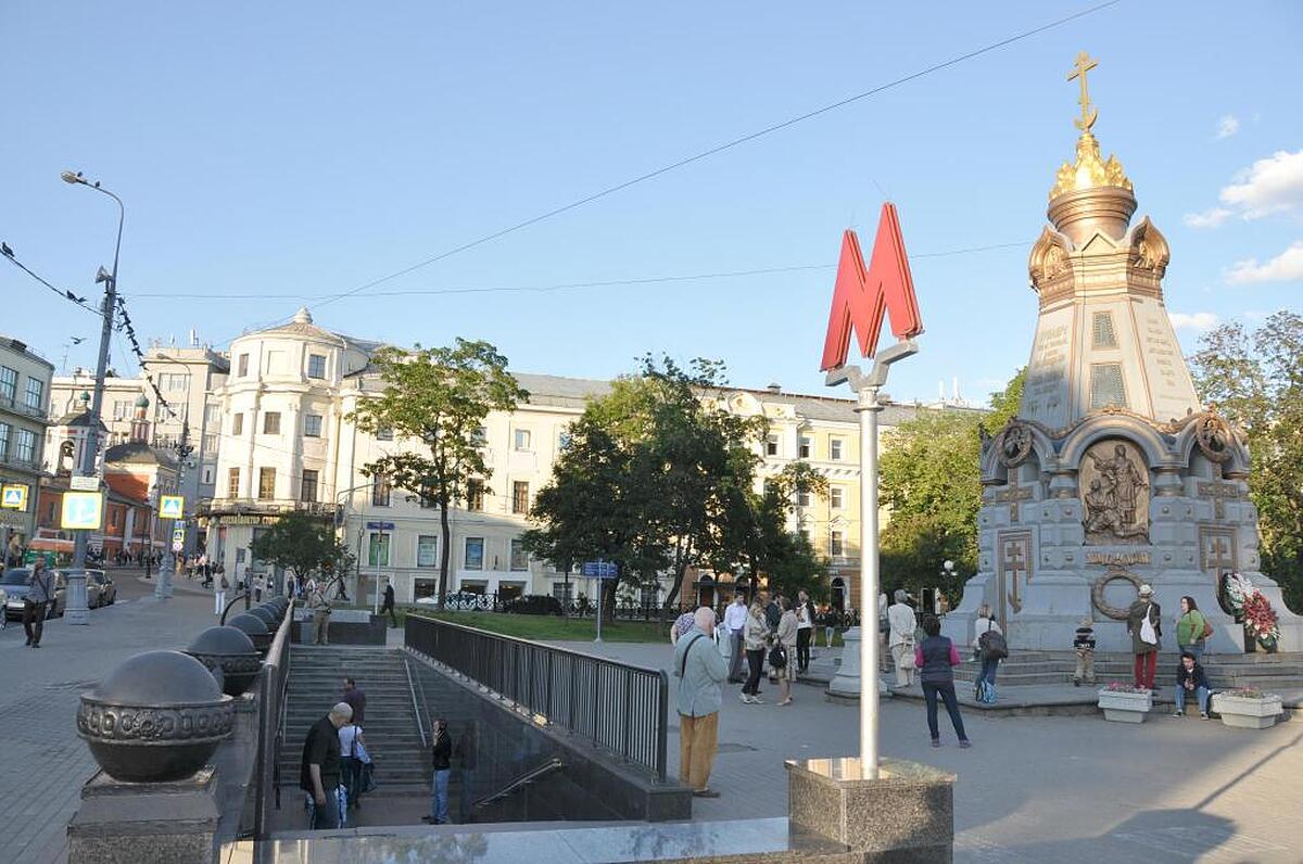 آیدیل مینی هتل