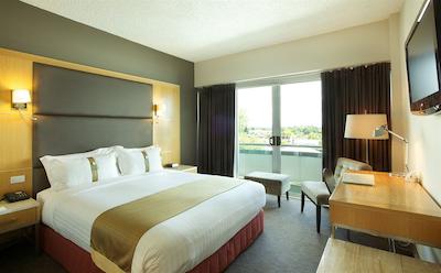 هلید این رتروا