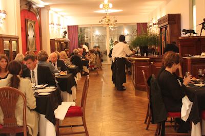 فرانسز کلوب