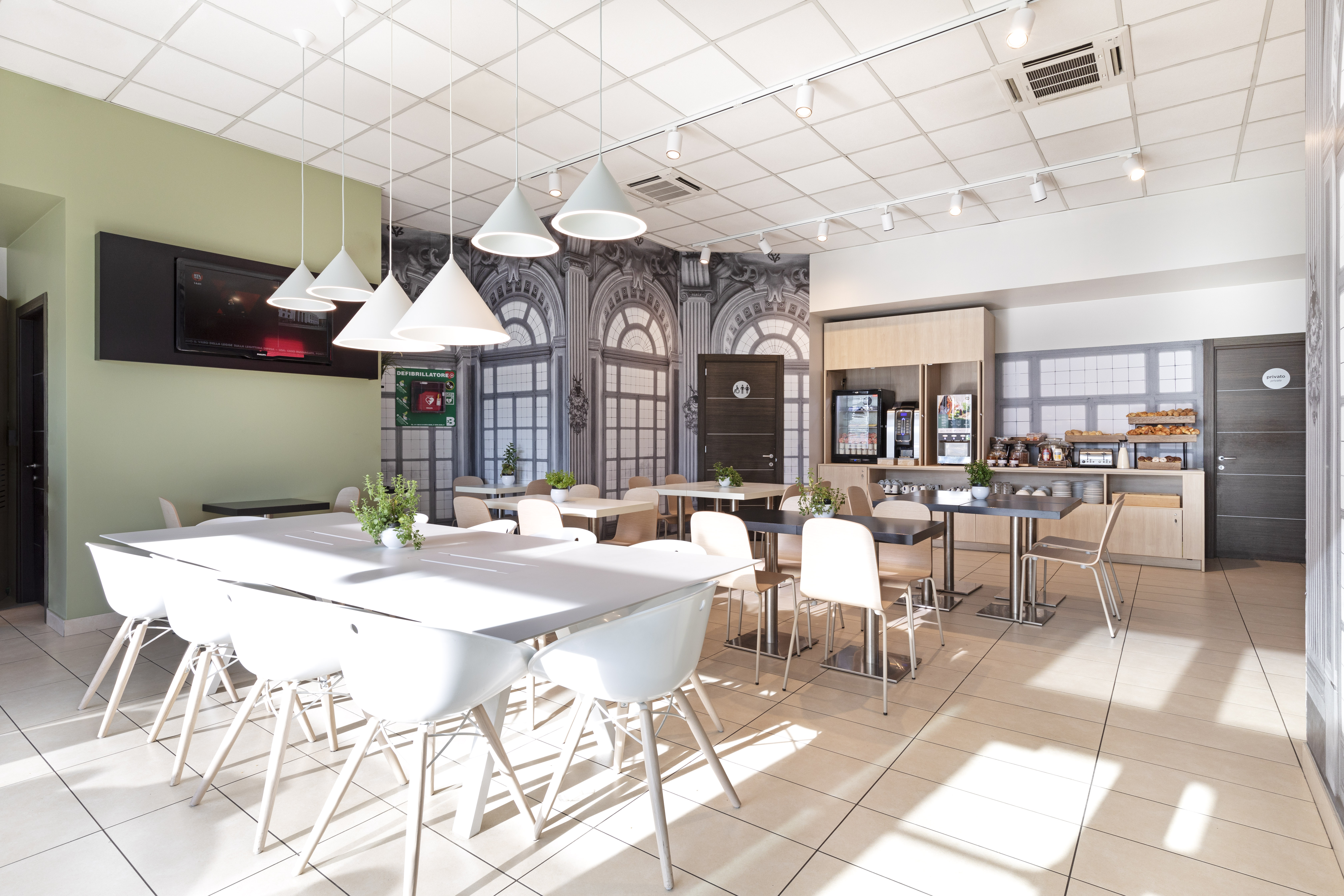 ب اند ب ترینو