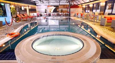 سان اند سندز هتل کلاک تاور