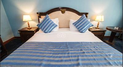 سان اند سندز هتل کلاک تاور