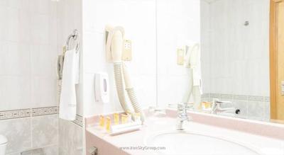 سان اند سندز هتل کلاک تاور