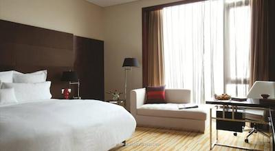 لانگهام پلیس، بیجینگ کپیتال ایرپورت