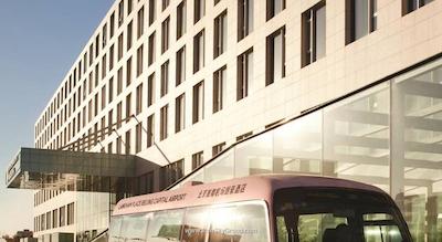 لانگهام پلیس، بیجینگ کپیتال ایرپورت