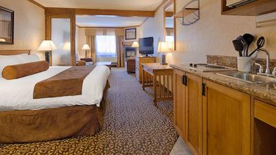 بست وسترن پلاس فرنی مونتین لج