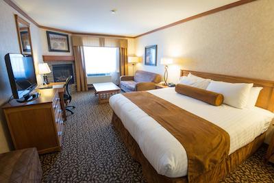 بست وسترن پلاس فرنی مونتین لج