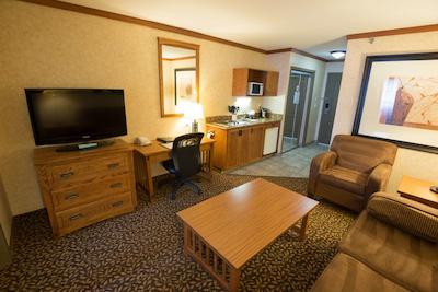 بست وسترن پلاس فرنی مونتین لج