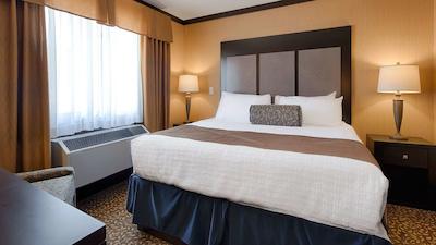 بست وسترن پلاس فرنی مونتین لج