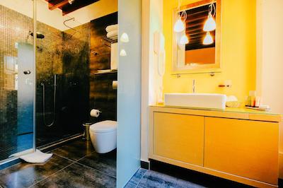 ردز نیهری الیت سویتز