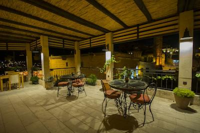 فرسو کاو سویتز اند مانشنز