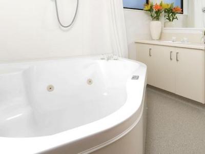 نایتسبریج کورت متر لج