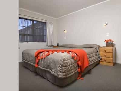 نایتسبریج کورت متر لج