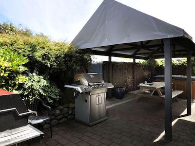 نایتسبریج کورت متر لج