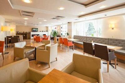 مارینز پارک هتل پراگسکایا(سان فلاور پارک)