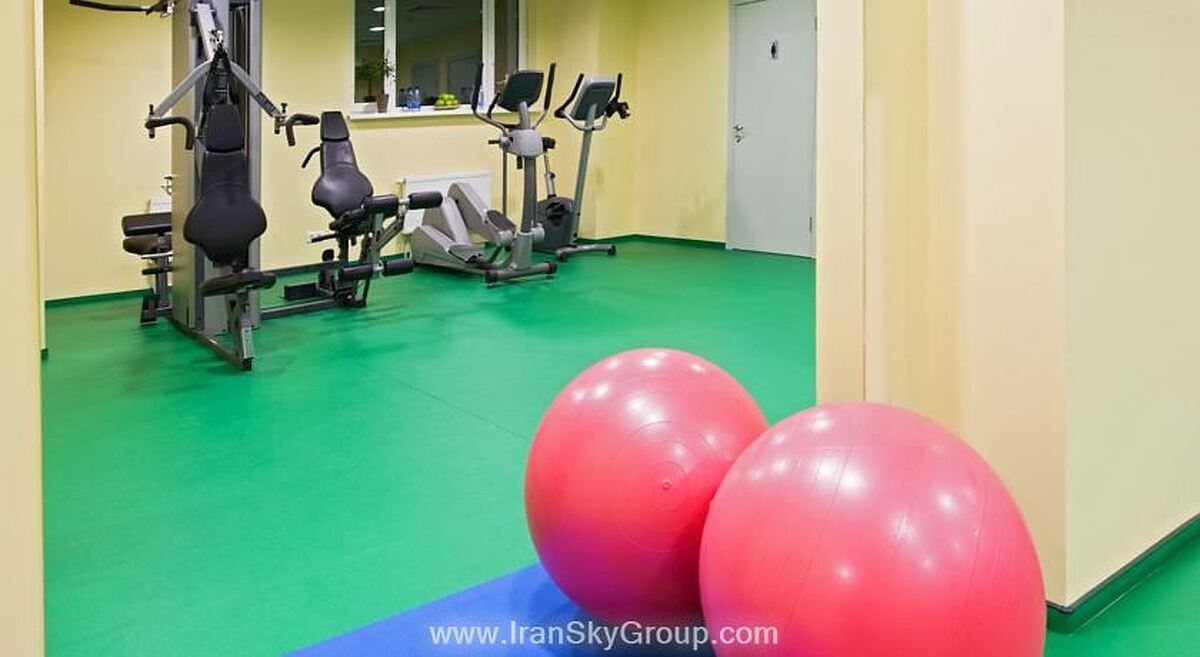 مارینز پارک هتل پراگسکایا(سان فلاور پارک)