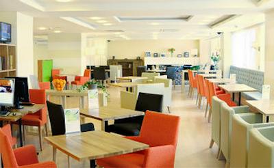 مارینز پارک هتل پراگسکایا(سان فلاور پارک)