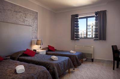 اسلیما مارینا هتل