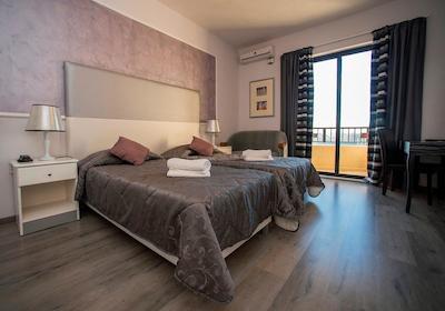 اسلیما مارینا هتل