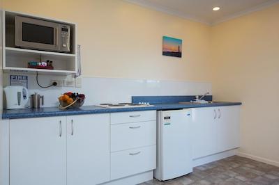 میدل پارک متل