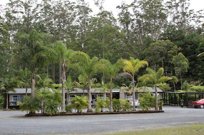 وودلاندز متل اند کنفرنس ونو