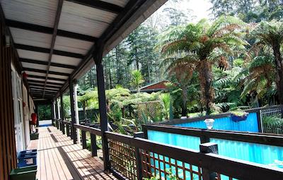 وودلاندز متل اند کنفرنس ونو