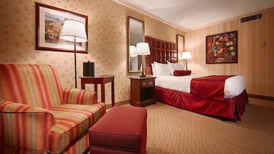 بست وسترن پلاس سوتر هوس