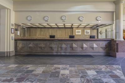 کلارین هتل اند کنفرنس سنتر