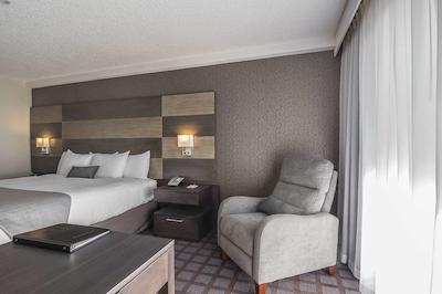 کلارین هتل اند کنفرنس سنتر