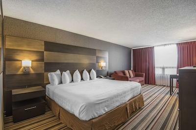 کلارین هتل اند کنفرنس سنتر