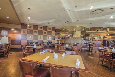 کلارین هتل اند کنفرنس سنتر