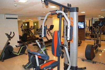 اُسار هتل اکسکوتیو