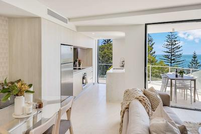 بریز مولولابا بیچ