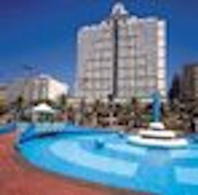 گاردن کورت مارین پاراد