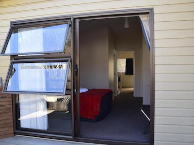 جوجز پول متل