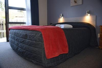 جوجز پول متل