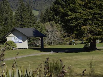 جوجز پول متل