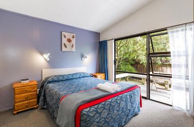 جوجز پول متل