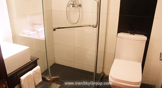 شاتان