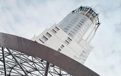 سوئیس اوتل کراسنای هولمی