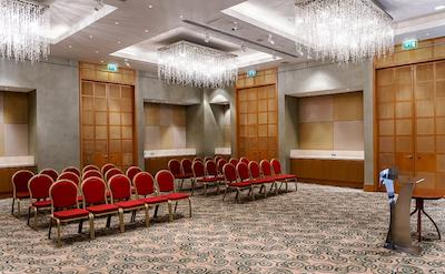 سوئیس اوتل کراسنای هولمی